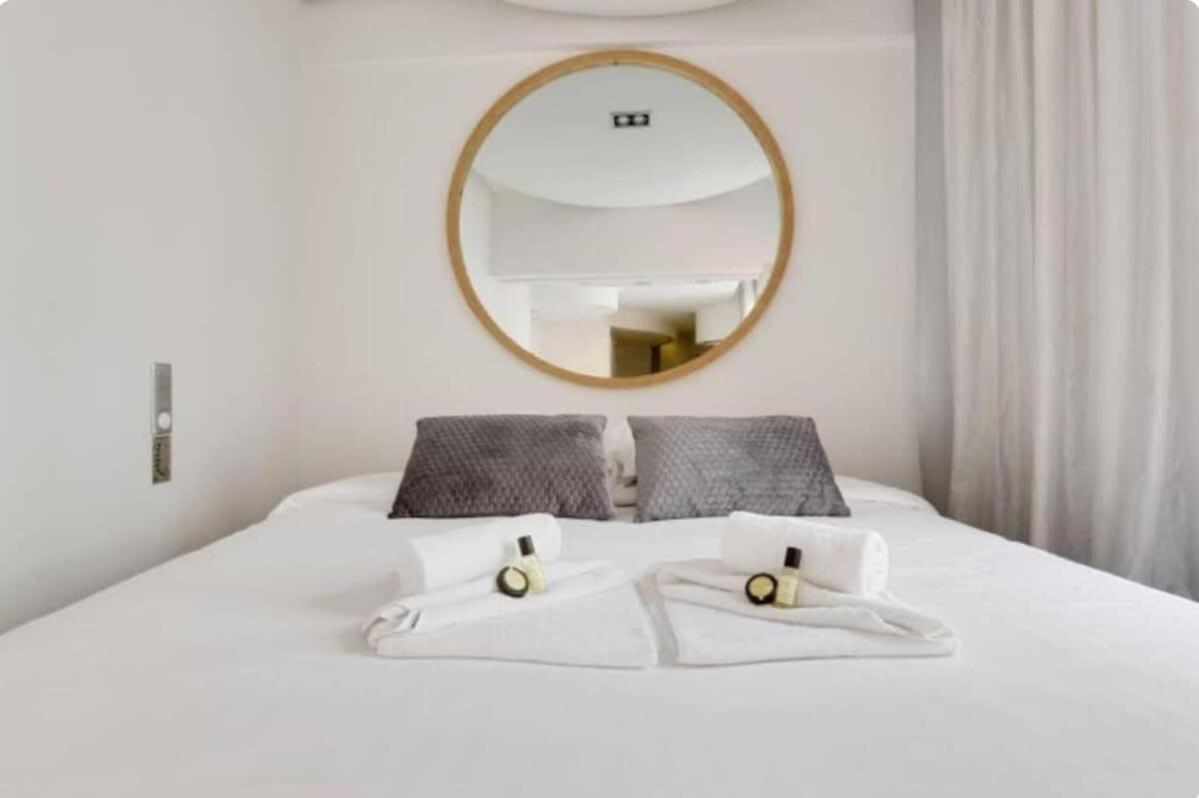 Magnifique Appartement Parisien - Marais Exteriör bild